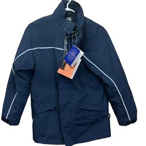 NWT Genuine Canada Sportswear Winter Coat, Youth Medium w removable inner liner
